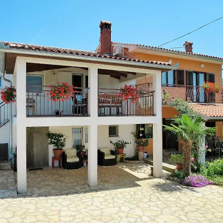 La Donja - Lbn340 By Interhome